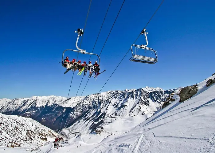 Avec Jardinet Apartament *